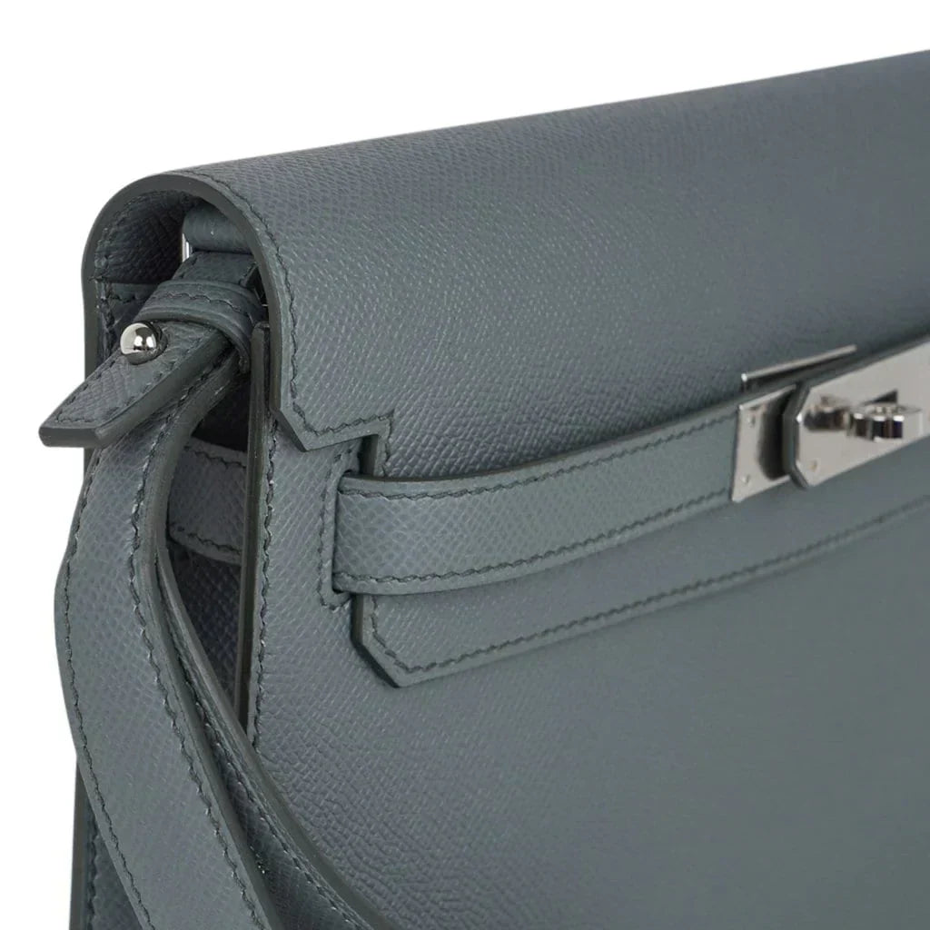 Kelly Depeches 25 Pouch Vert Amande Epsom Palladium Hardware New