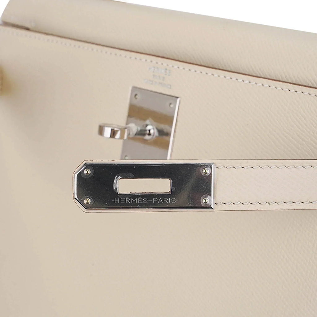 Kelly 28 Bag Sellier Craie Epsom Leather with Palladium Hardware