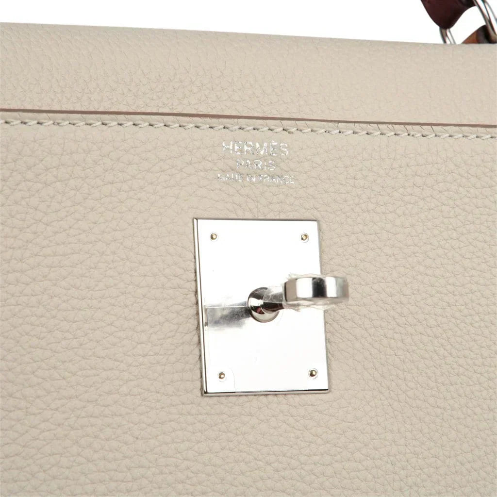 Limited Edition Kelly 32 Retourne Bag Au Galop Craie Togo Leather with Palladium Hardware