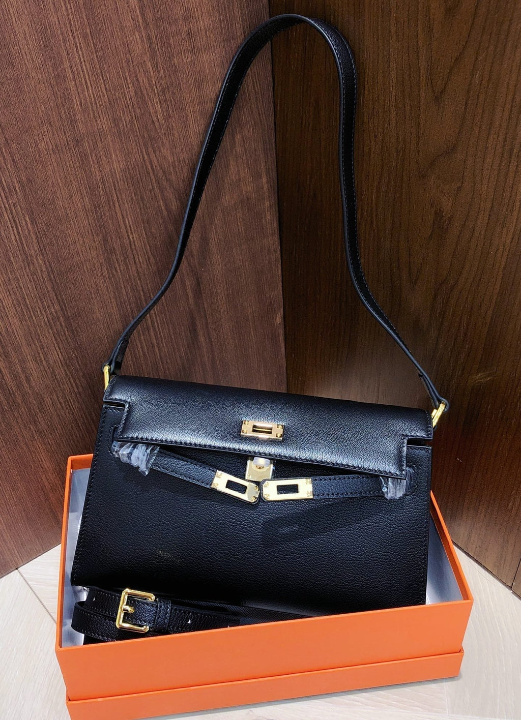 Kelly Pochette Noir Madame Gold Hardware