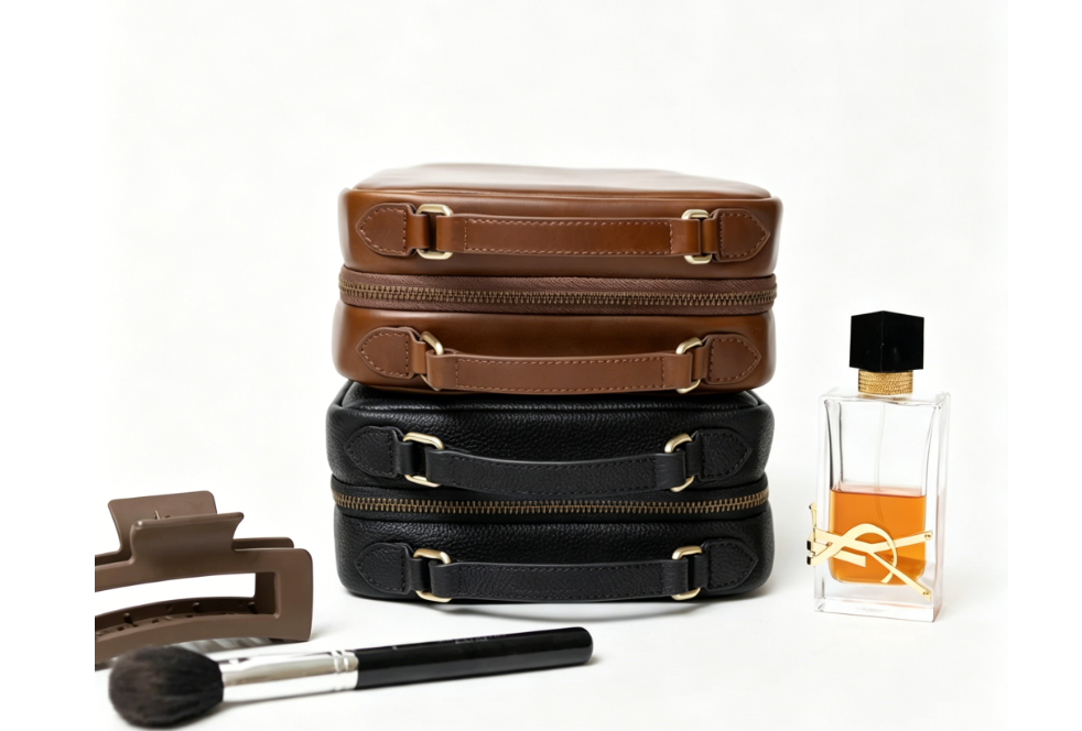 Removable Divider Travel Makeup Case
