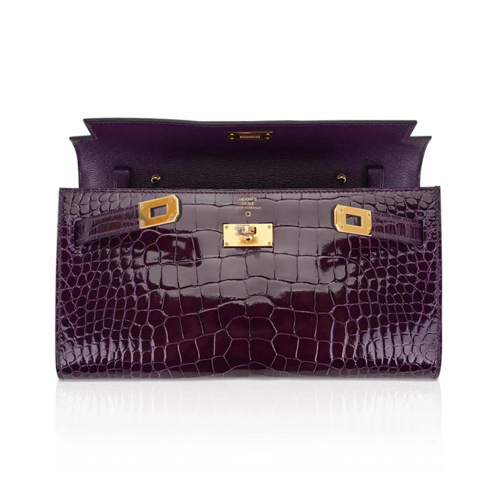 Kelly Classique To Go Wallet Cassis Alligator with Gold Hardware