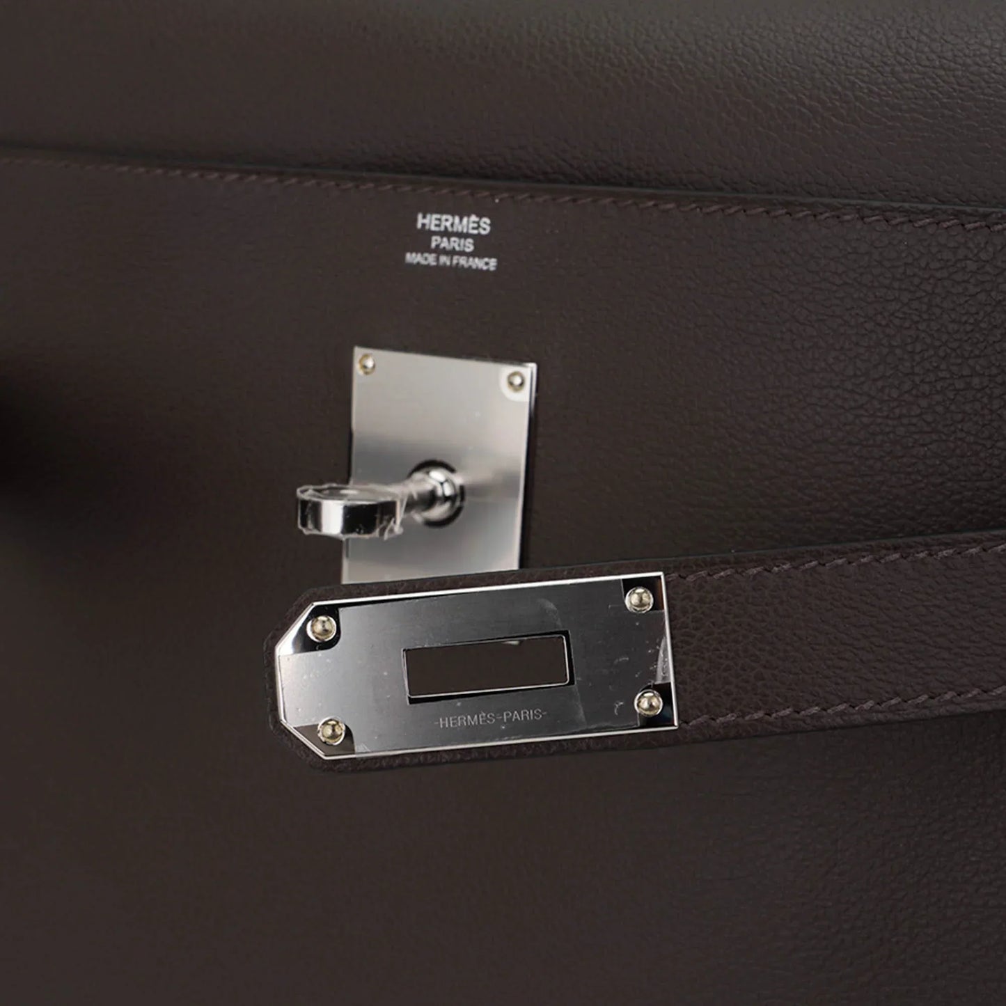Kelly Messenger 25 Bag Ecorce Evercolor Leather with Palladium Hardware