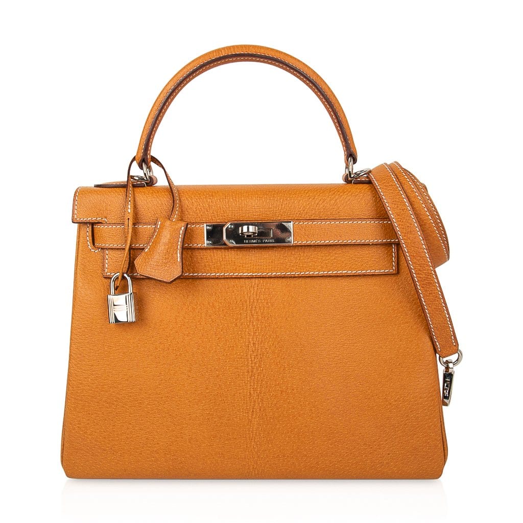 Kelly 28 Bag Gold Peau Porc Leather with Palladium Hardware