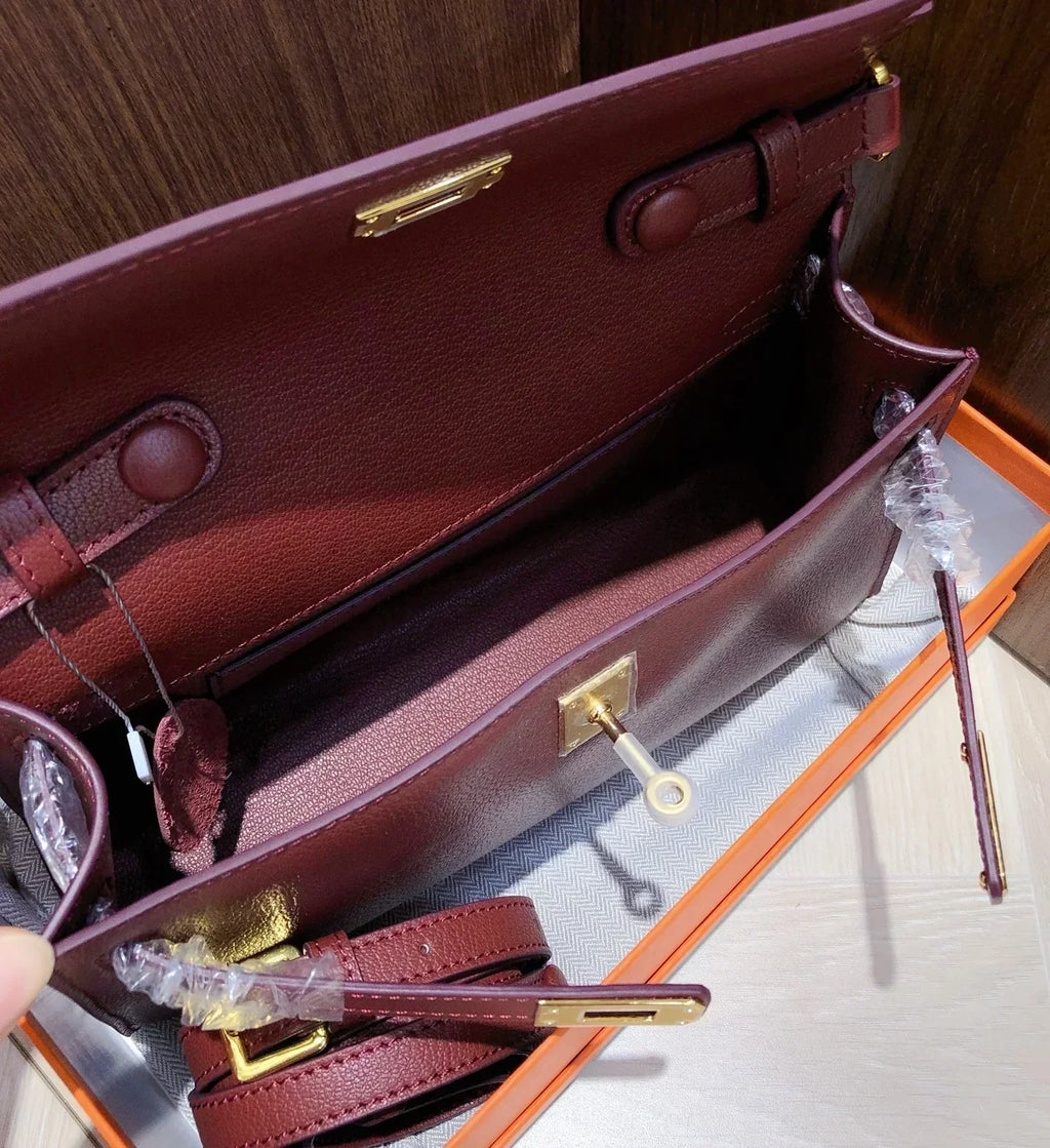 Kelly To Go Evercolor Leather Handheld Crossbody Palladium Hardware