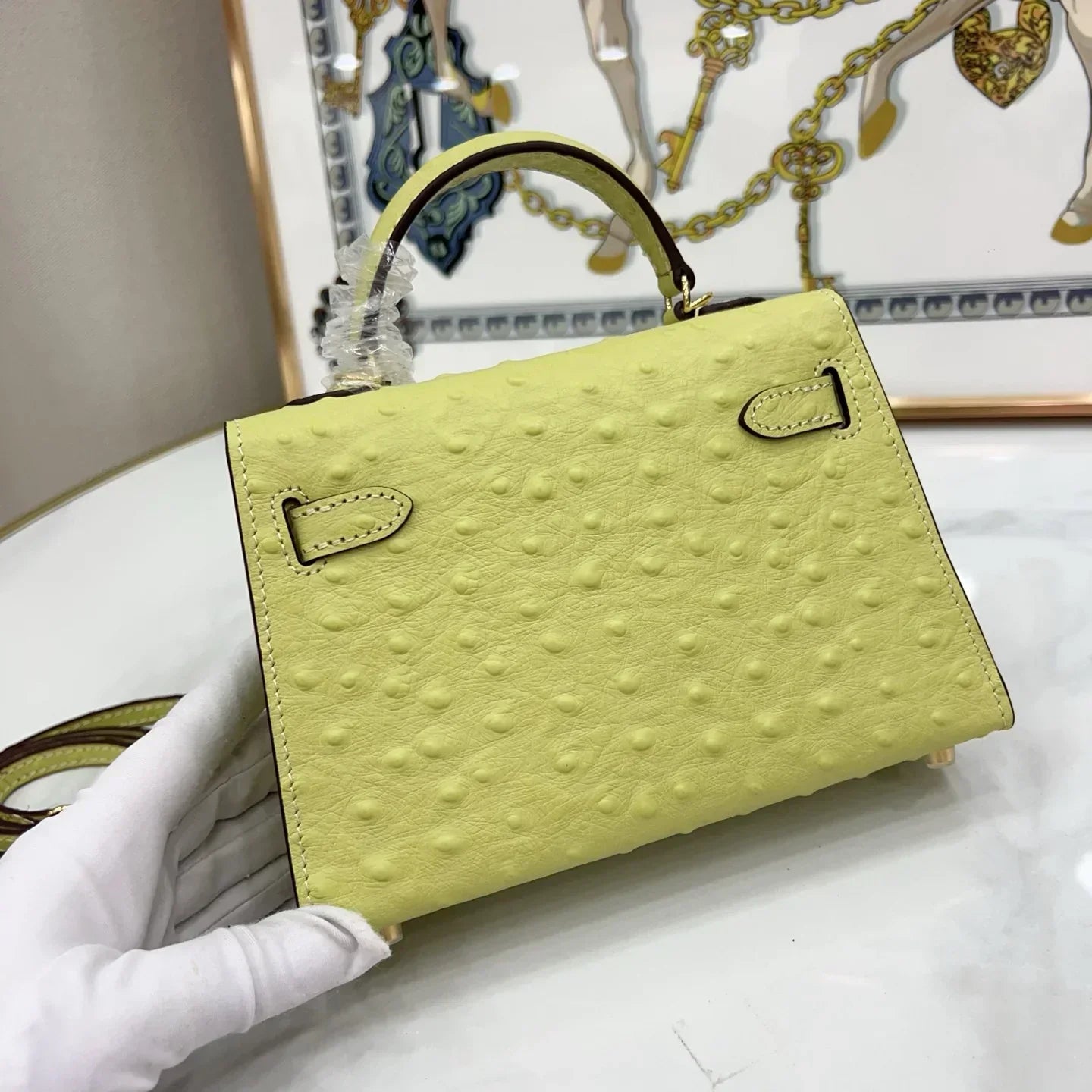 Kelly 32 ostrich handbag Green Ostrich gold Hardware