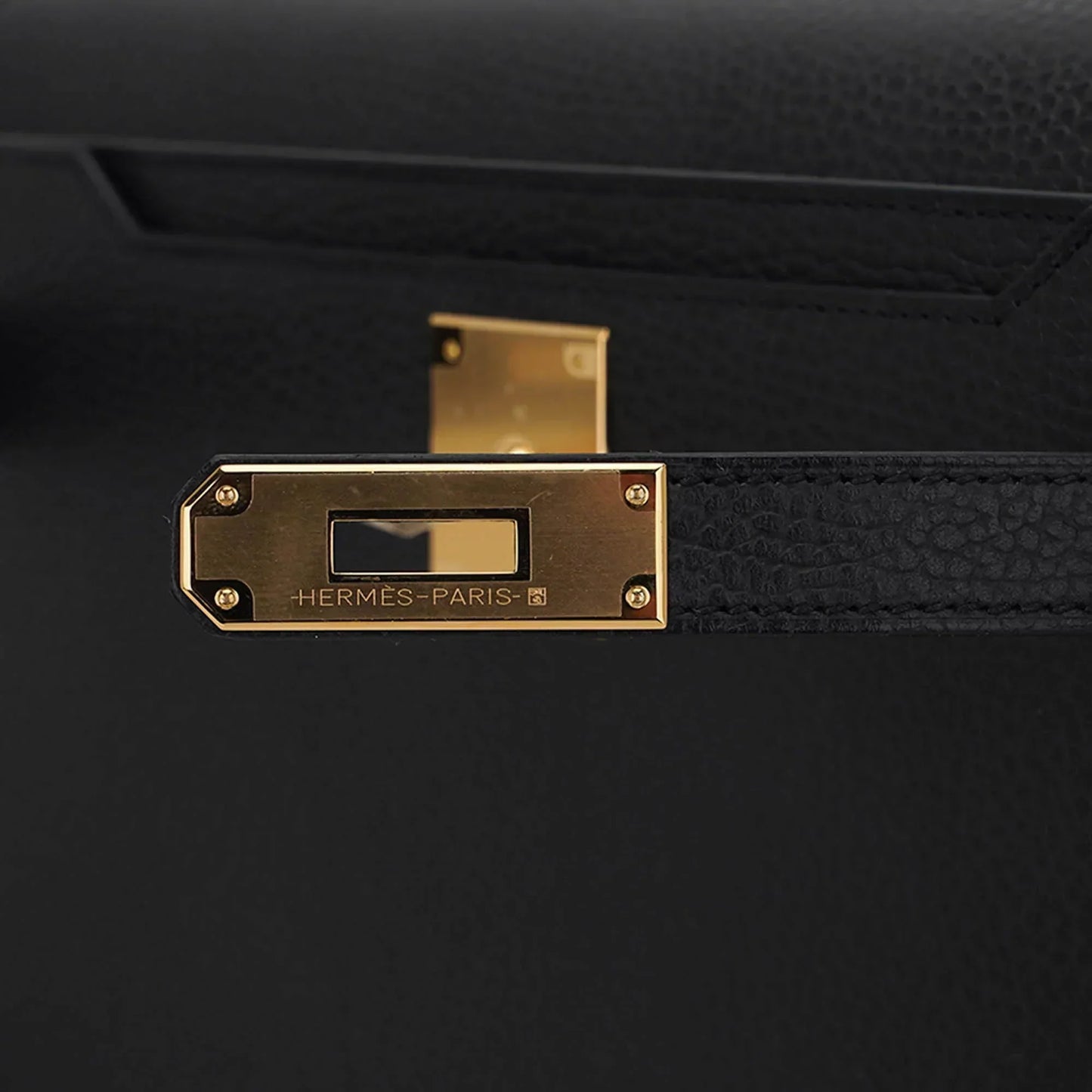 Kelly Depeches 25 Pouch Black Galop D’Leather with Gold Hardware